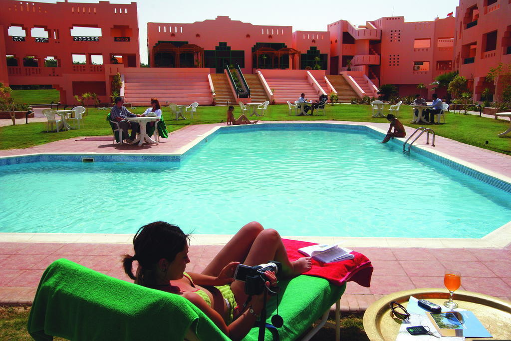 Solymar Pioneers Hotel Kharga Oasis Bagian luar foto